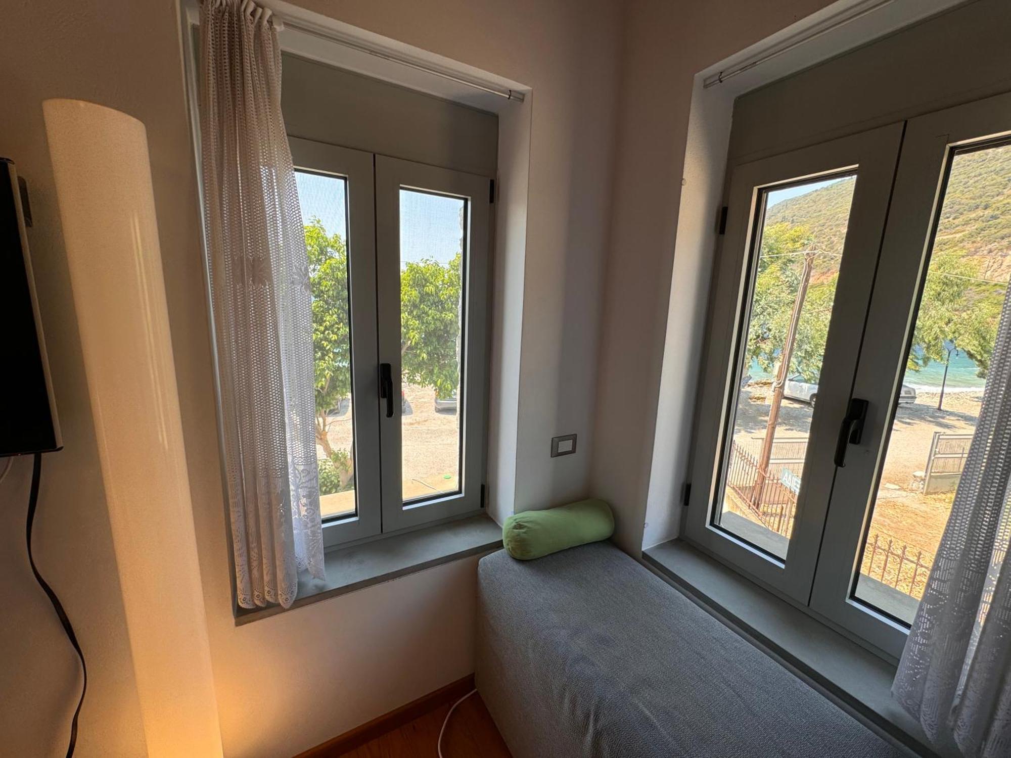 Ianos Maisonette Paralia Sergoulas Luaran gambar