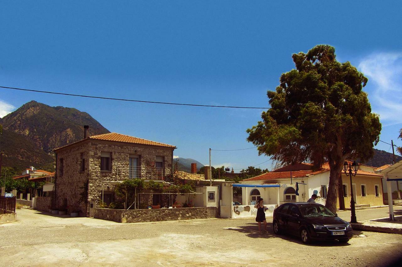 Ianos Maisonette Paralia Sergoulas Luaran gambar